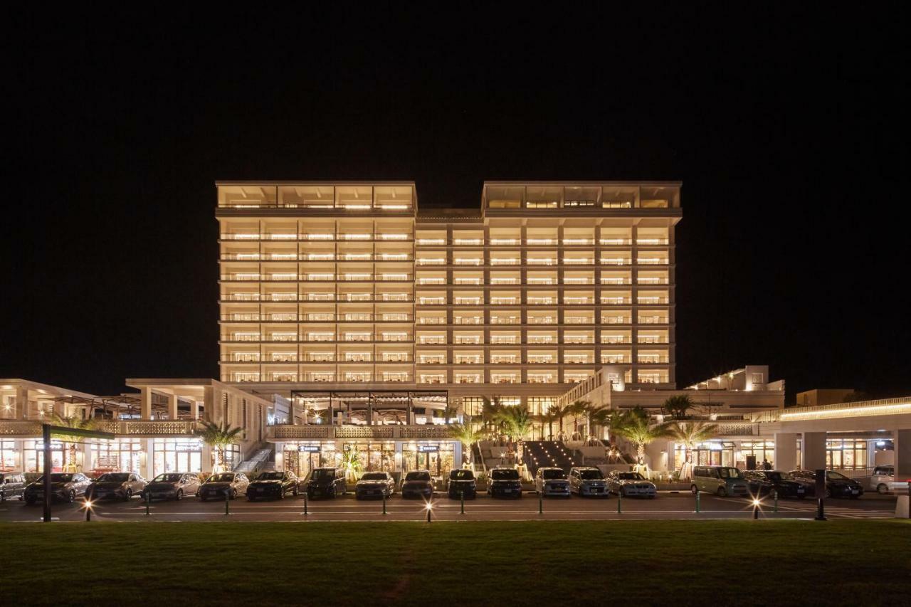 Ala Mahaina Condo Hotel Motobu Exterior foto